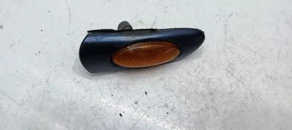 Opel Vectra B Front fender indicator light