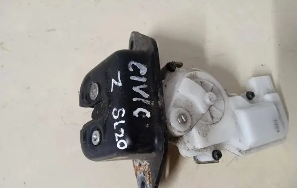 Honda Civic Tailgate/trunk/boot lock/catch/latch EUK9361110A