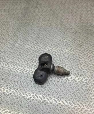 BMW X5 E70 Tire pressure sensor 6790054