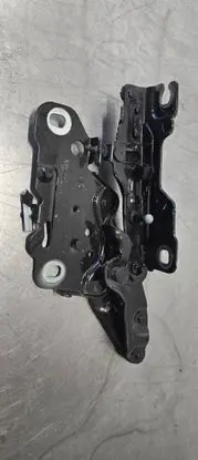 BMW X3 G01 Engine bonnet/hood hinges 7397500