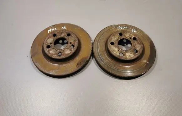 Toyota Prius (XW30) Front brake disc