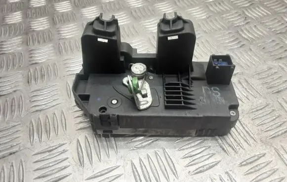 Opel Zafira A Rear door lock 24414134
