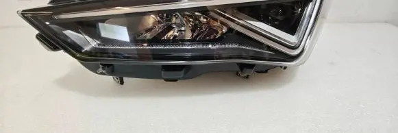 Seat Leon IV Headlight/headlamp 5FB941007G