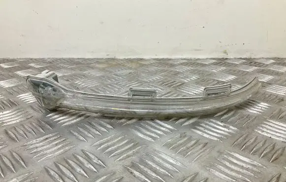 Volkswagen Golf VII Mirror indicator light 5G0949101