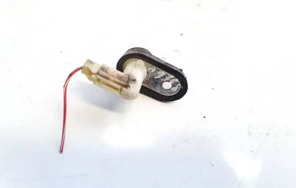 Toyota Avensis T220 Front door sensor coupe 