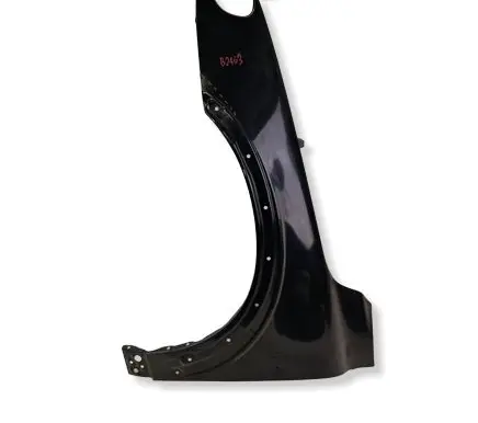 Volvo XC70 Fender B2463