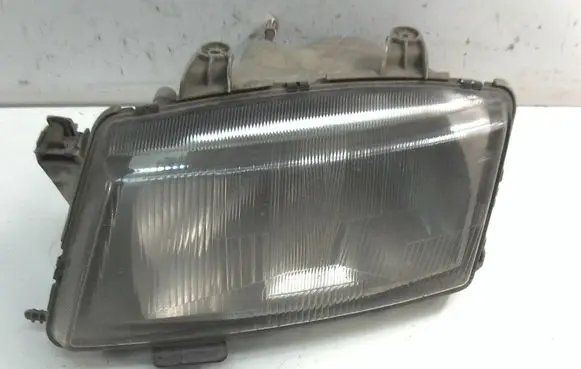 Saab 900 Headlight/headlamp 