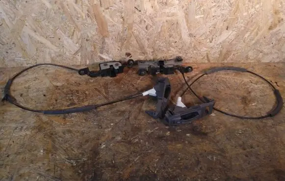 Volvo S60 Seat back rest lock catch 9188720