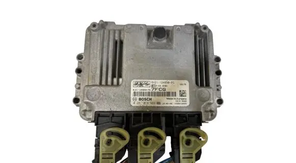 Ford Fiesta Engine control unit/module 8V2112A650PG 0281014989