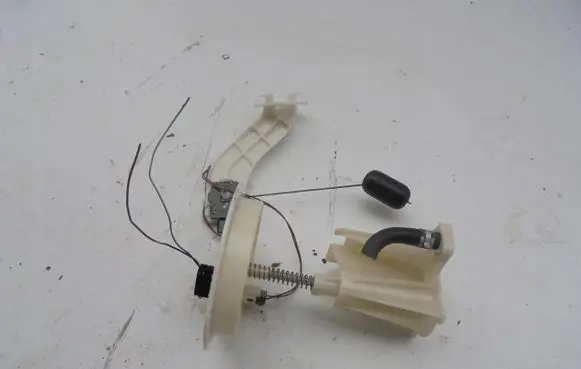 Mazda RX8 Fuel level sensor POMPAPYWAK