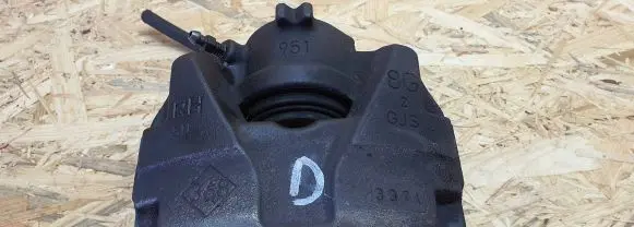 Renault Megane III Front brake caliper