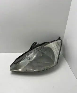 Ford Focus Headlight/headlamp