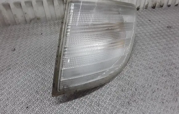 Mercedes-Benz Vito Viano W638 Front indicator light