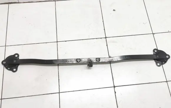Volvo V40 Other engine bay part 122714 322814171