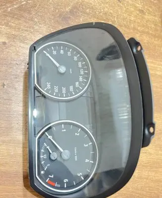 BMW 1 E81 E87 Speedometer (instrument cluster) 6947136