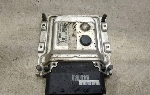 Hyundai i30 Engine control unit/module BE54FS00600 391302B250 9001090401kl
