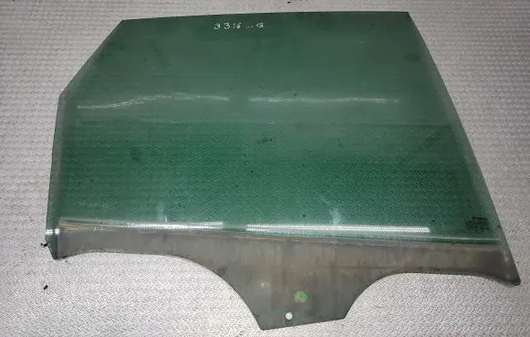 Renault Scenic II - Grand scenic II Rear door window glass
