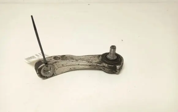 Mercedes-Benz C W205 Front anti-roll bar/stabilizer link A2053230817
