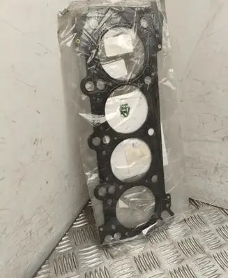 Audi A8 S8 D2 4D Other engine bay part 057103383P