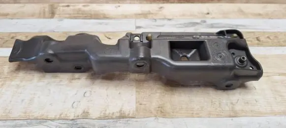 Renault Scenic III - Grand scenic III Fender mounting bracket 631220010R