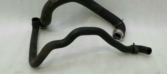 Mercedes-Benz E C207 W207 Engine coolant pipe/hose A2045012982 A2048306396
