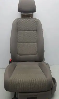 Volkswagen Golf Plus Front driver seat KUI2832