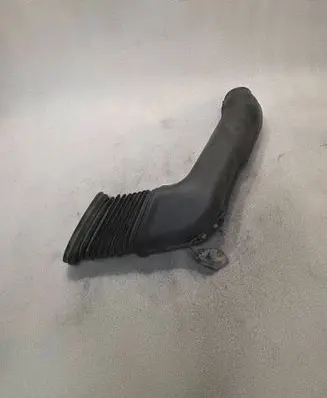 Audi V8 Brake vacuum hose/pipe 077133854C
