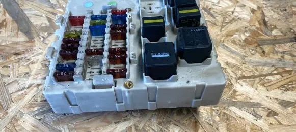 Ford Connect Fuse module