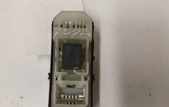 Toyota Avensis Verso Electric window control switch 7427144110