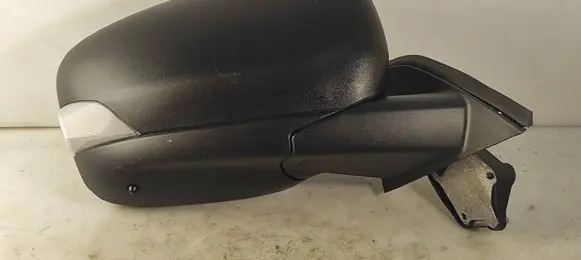 Front door electric wing mirror