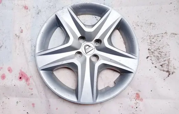 Dacia Sandero R16 wheel hub/cap/trim 403154000R