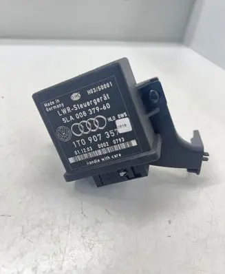 Volkswagen Touran I Light module LCM 1T0907357 5LA00837960 00020793