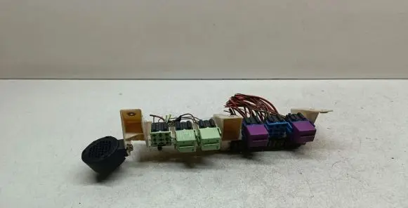 BMW X5 E53 Fuse module 8383720 511138383720
