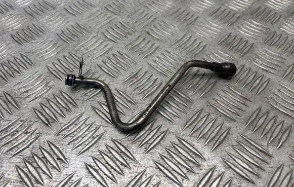 Mercedes-Benz E W211 Turbo turbocharger oiling pipe/hose 