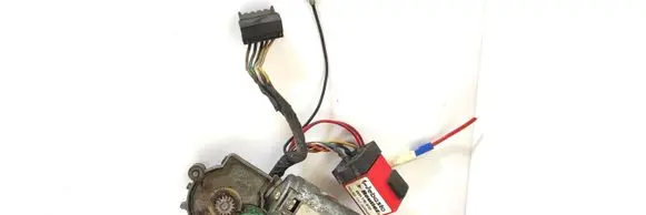 Peugeot 405 Sunroof motor/actuator 40382012