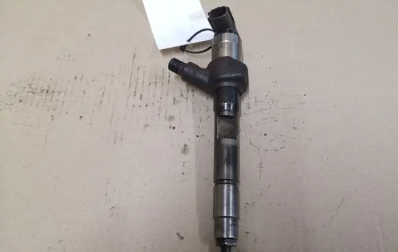 Mazda 6 Fuel injector R2AA