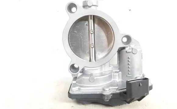 BMW X5 G05 Throttle body valve 7619008 13547619008