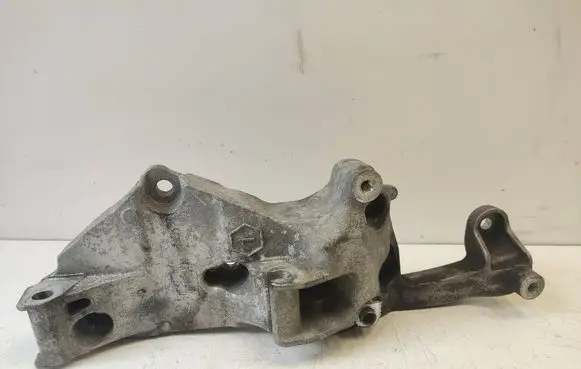 Citroen DS7 Crossback Generator/alternator bracket 9809714680 5122