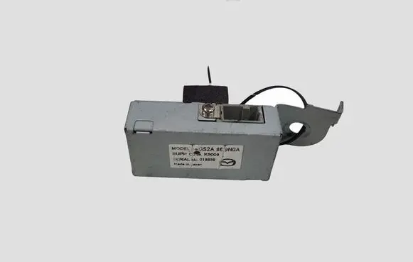 Mazda 6 Aerial antenna amplifier GS2A669N0A