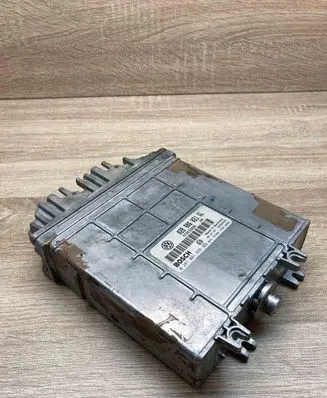 Volkswagen PASSAT B5 Engine control unit/module ECU 028906021GL 0281001656