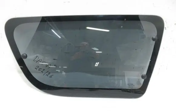 Dacia Logan I Rear side window 