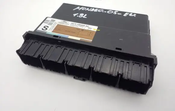 Ford Mondeo Mk III Comfort/convenience module 3S7T15K600SC 5WK48751F T83SA