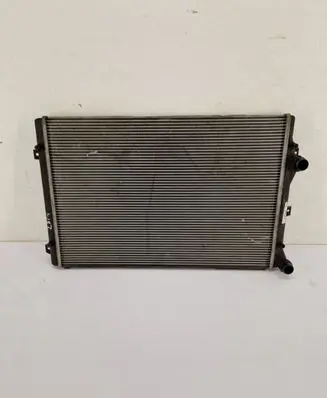 Volkswagen Touran I Coolant radiator 1K0121251L
