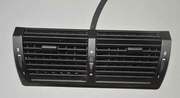Rear air vent grill