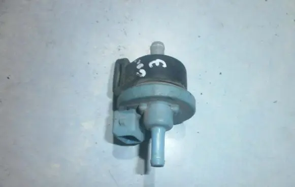 Volkswagen Golf III Turbo solenoid valve 054133459B