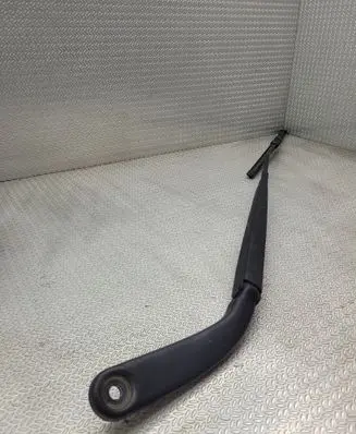 Mercedes-Benz Vito Viano W447 Front wiper blade arm A4478200200