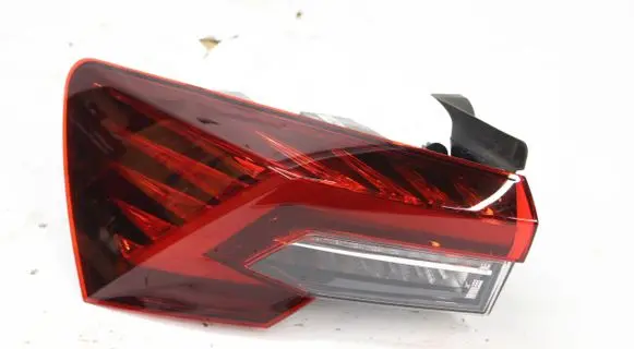 Skoda Octavia Mk4 Rear/tail lights 5E3945207B