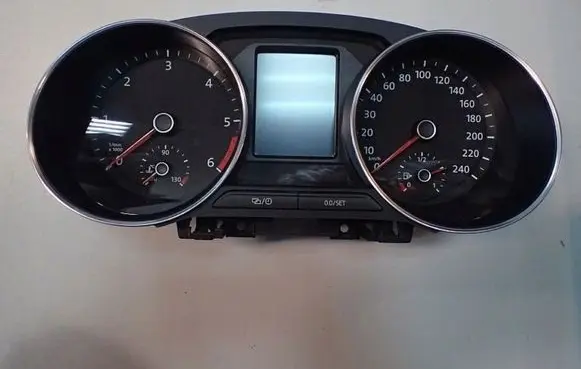 Volkswagen Polo V 6R Speedometer (instrument cluster) 6C0920741C