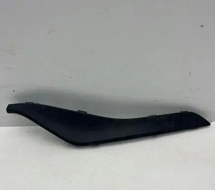 Volvo XC60 Front bumper splitter molding 31352458