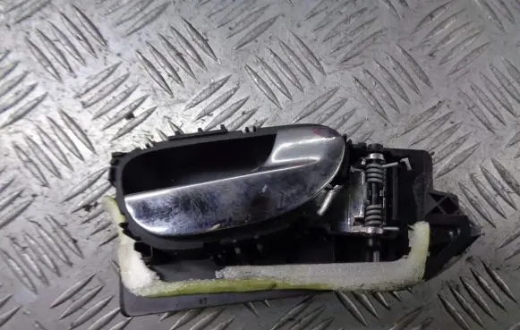 Peugeot 307 Rear door interior handle trim 